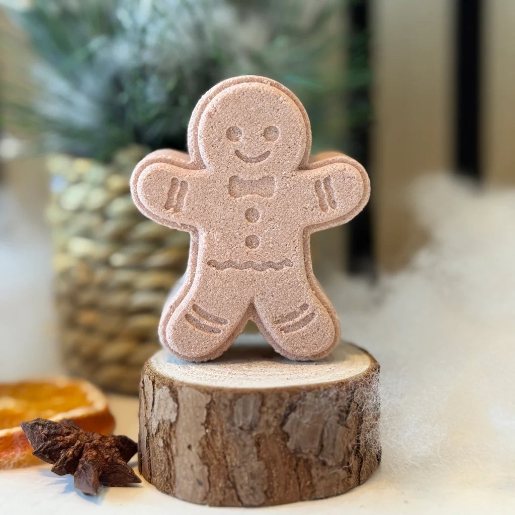 SEASONAL: Holiday Bath Bomb - Pumpkin Fall Leaves Gingerbread - Eye Halloween