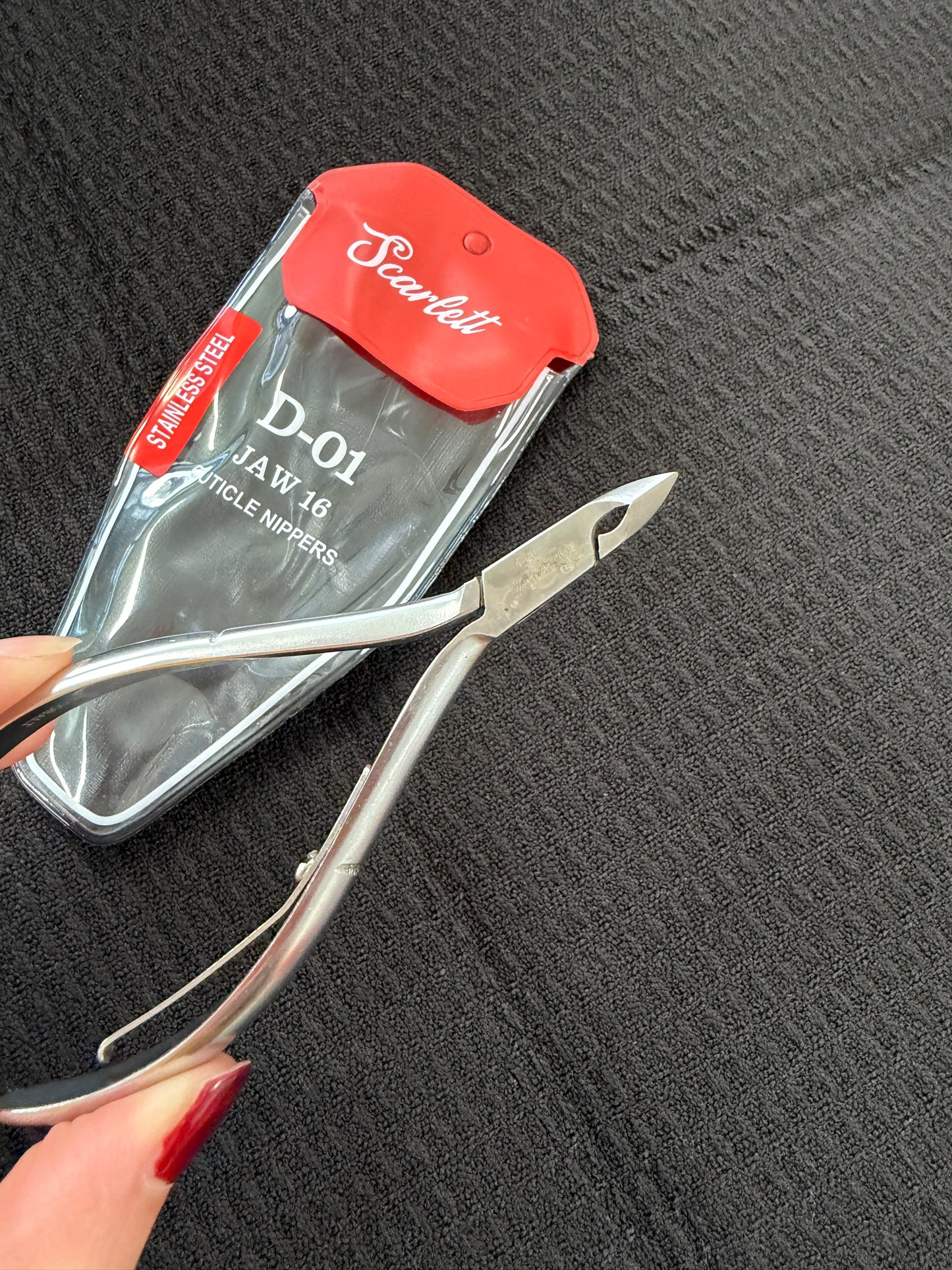 Cuticle Nippers - Stainless Steel - D01 Square Head - Jaw 16 or Jaw 14