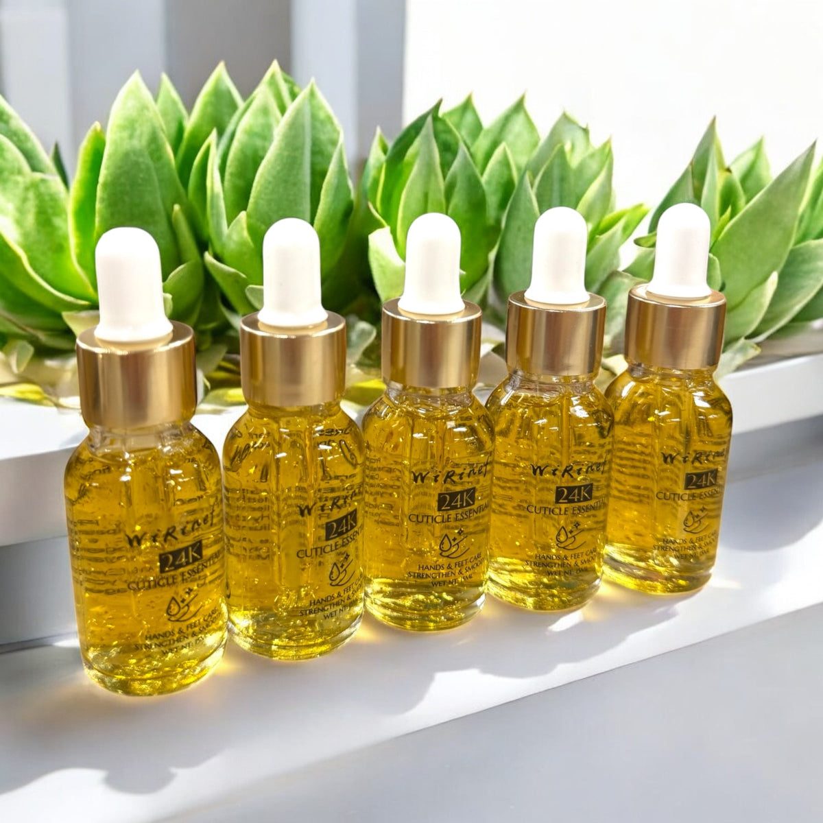 Gold 24K Cuticle Oil 15ml – dầu dưỡng da quanh móng chứa vàng tấm, chai thủy tinh nắp đen