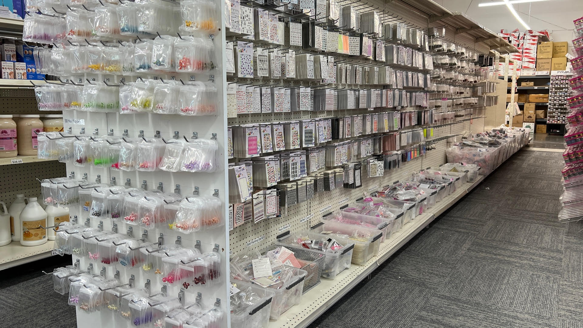 Scarlett Nail Supplies