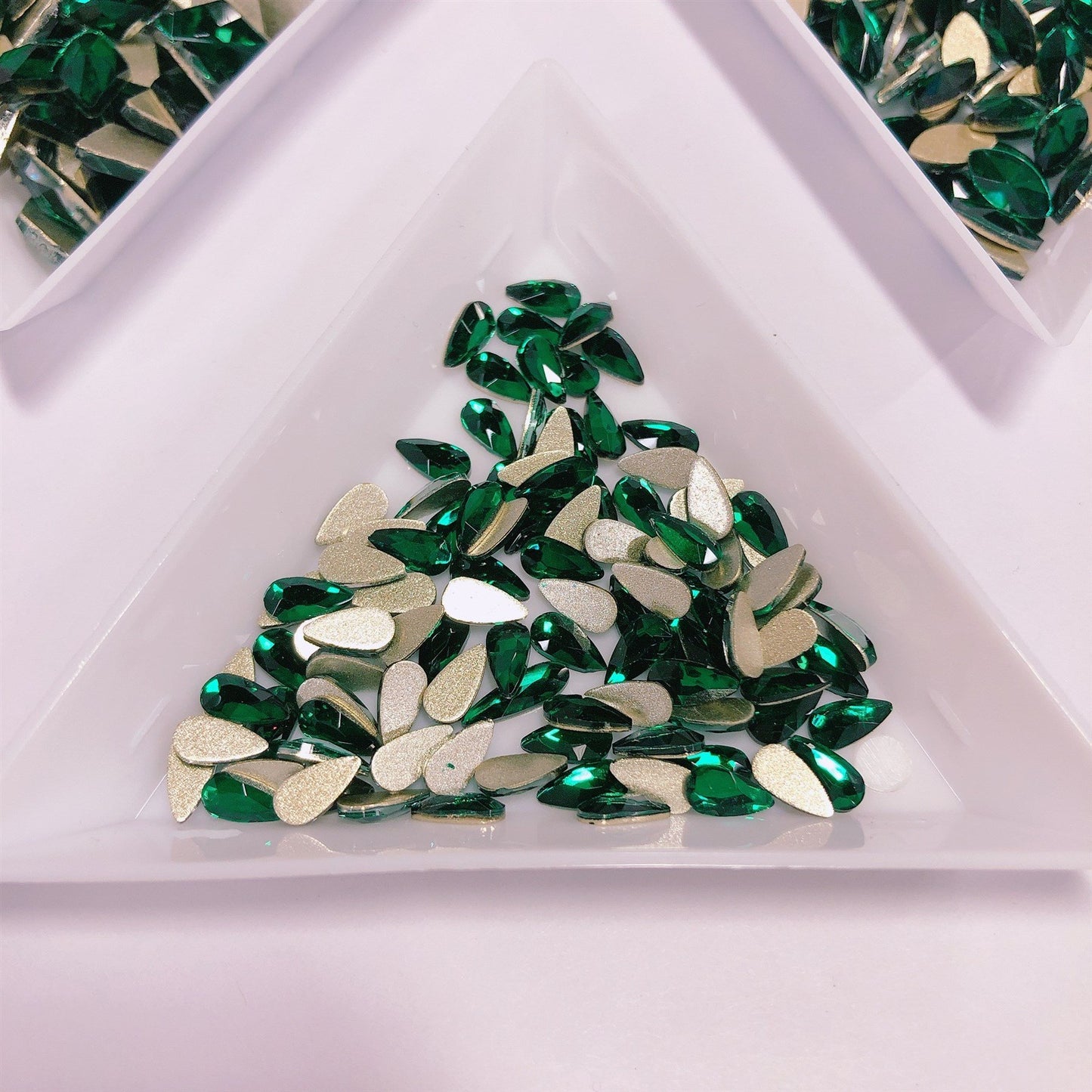 Pear Shape Small Medium Size, Emerald Rhinestone Fancy Shape for Nail Design