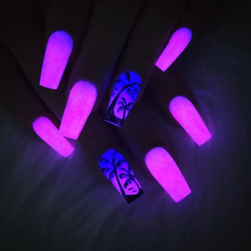 Notpolish G05 - Vivid Dreams. The Notpolish Heavenly Glow Collection Powder will glow when its in the dark.