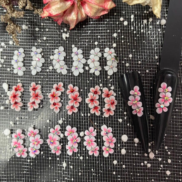 04 Pieces Handmade Acrylic 3D Nails Flower