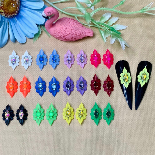 4 pieces 3D acrylic flowers for nails 3D Flowers nail arts 04 pcs per bag