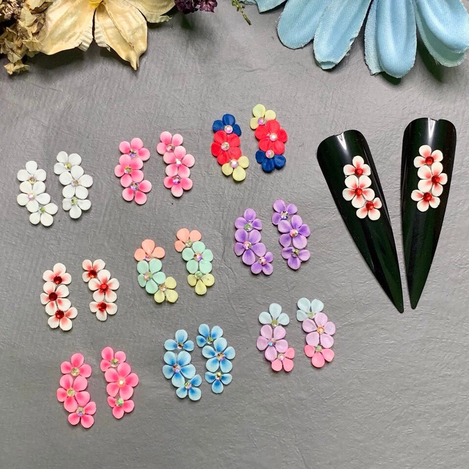 Set 4 Pieces Handmade Acrylic 3D Nails Flower